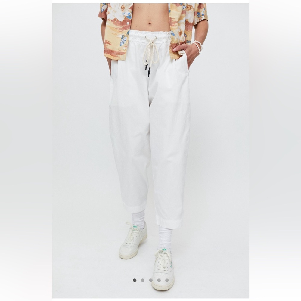UO Ryu Drawstring Ballon Pant